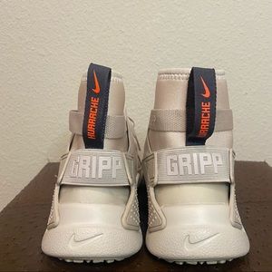 Nike Shoes Nike Huarache Gripp Desert Sand String Size 65 Y Poshmark